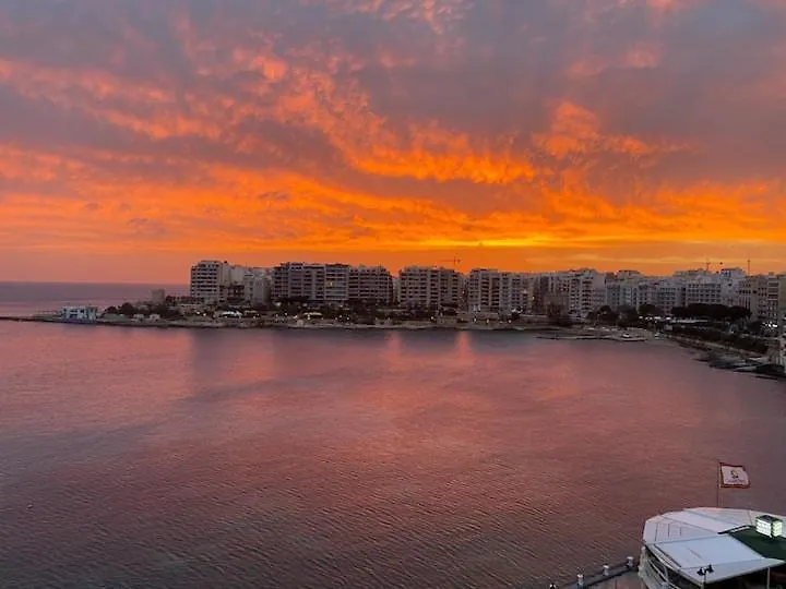Apartment F2 - Lovely Two Bedrooms Flat Sea View, St Julians Saint Julian's Malta
