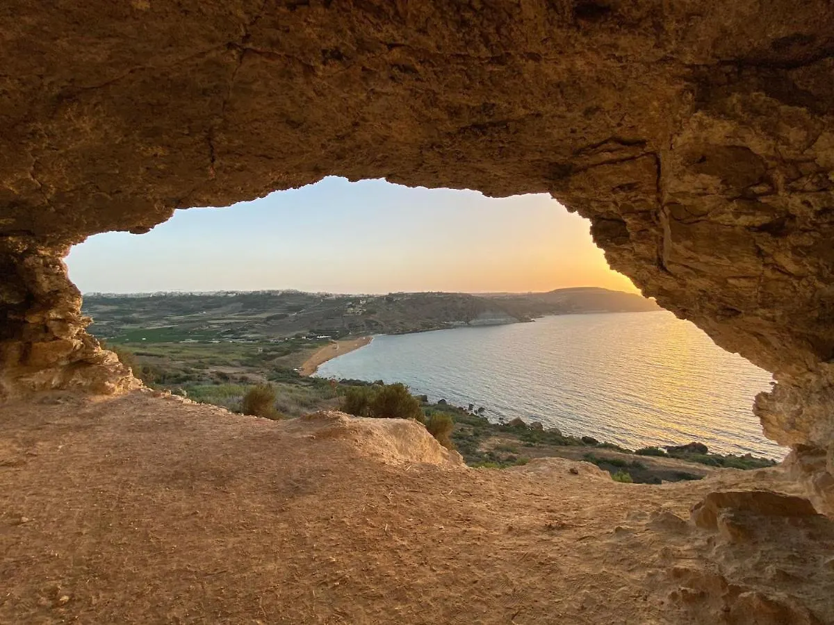 F2 - Lovely Two Bedrooms Flat Sea View, St Julians Saint Julian's 0*,  Malta