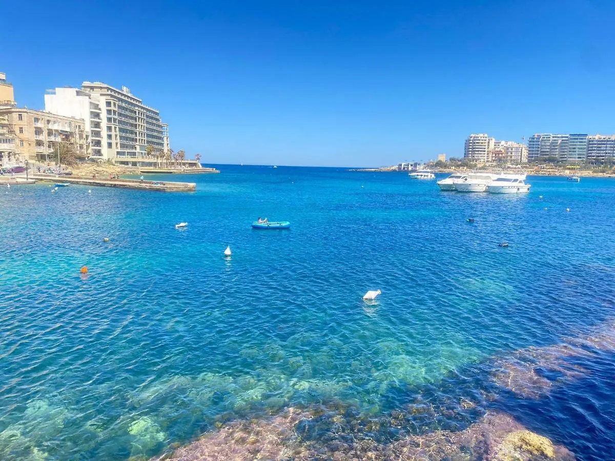 F2 - Lovely Two Bedrooms Flat Sea View, St Julians Saint Julian's Apartment